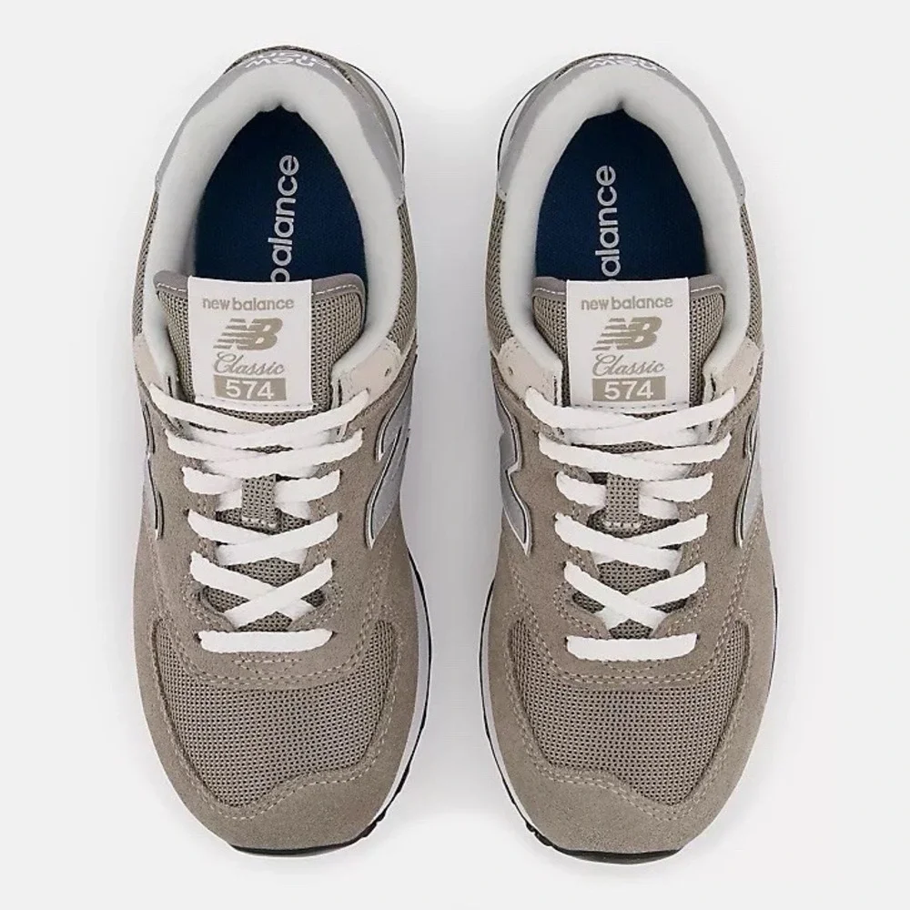New Balance‎ 574 Core Women's Size 5.5 B Sneakers Grey White Shoes WL574EVG